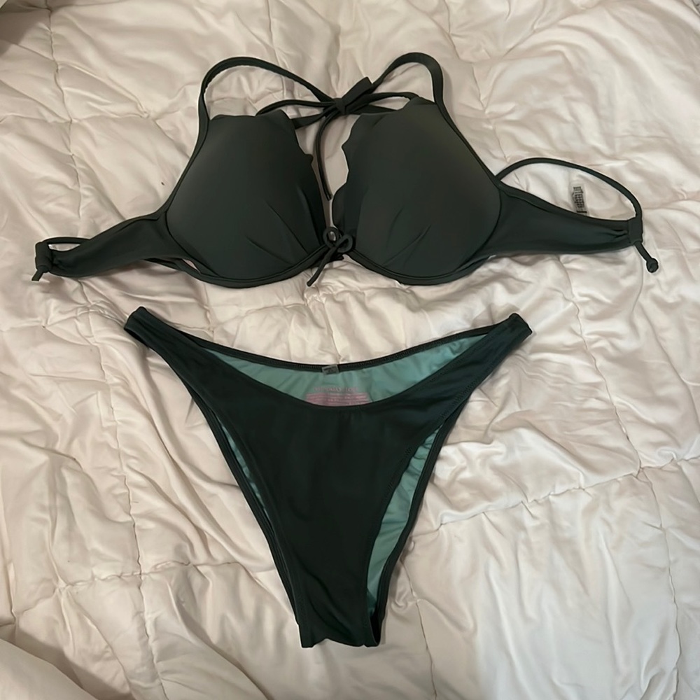 VS Bikini